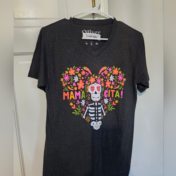 Olivers Gray and Pink Short Sleeve Tee with Vibrant Graphic - Picture 1 of 2